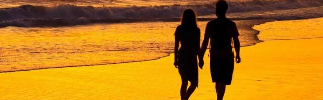 В Индонезии запретили секс вне брака