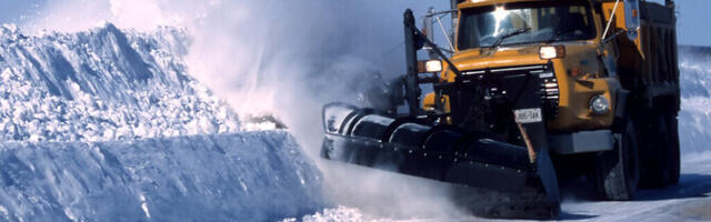 Специалист по уборке снега: из-за большого числа объектов страдает качество