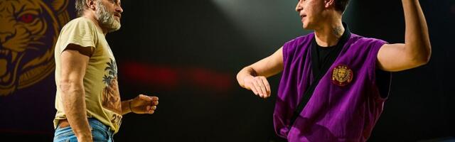 Рецензия | «Бить или не бить?» — нанося удар, не нанести его