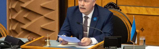 Мы должны стать хозяевами: спикер парламента Эстонии "присвоил" Печоры