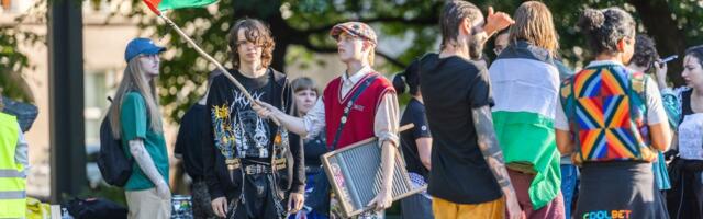 ФОТО | Сторонники Палестины провели акцию в центре Таллинна
