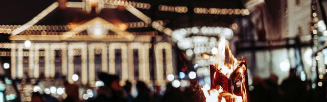 Церемония зажжения первой свечи Адвента