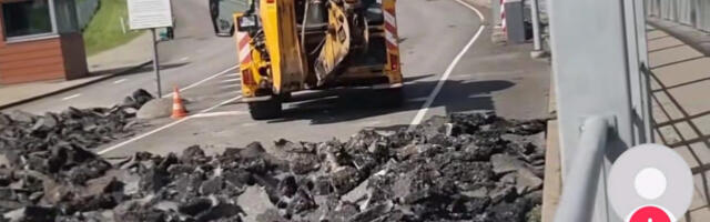 Полиция: в Нарве на пограничном мосту идут обычные дорожные работы