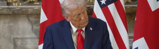 Трамп допустил отзыв лицензий у критикующих его вещателей