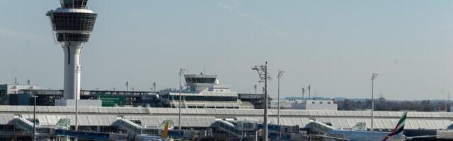 В аэропорту Дубая приостановлены полеты из-за атаки дрона