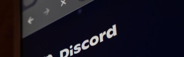 В соцсети распространяли интимные фото без согласия людей. Оштрафовали двух человек, но не тех, кто их публиковал