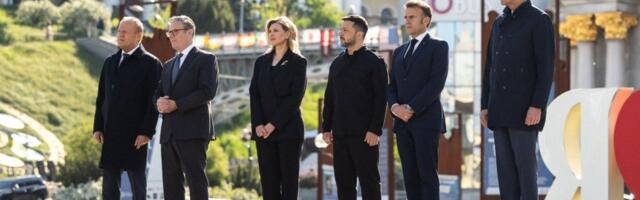 Правда ли, что на встречу с европейскими лидерами Зеленский надел штаны задом наперёд?