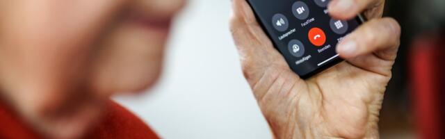 Мошенники звонят и молчат. Как работает эта схема и что будет, если ответить?