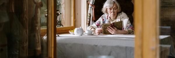 О чем пишет пресса: покроет ли индексация пенсий рост стоимости жизни, не удается продать Дом Москвы