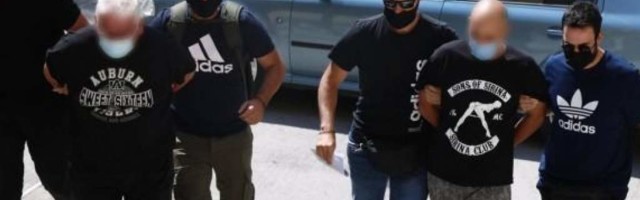 Полицейские Греции удерживали в сексуальном рабстве девушек