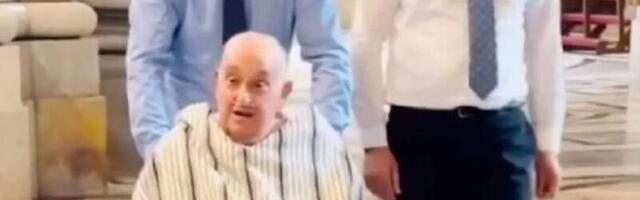 Так теперь выглядит Папа Римский – после болезни, от которой он чуть не умер