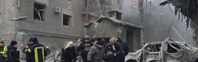 ВОЕННЫЙ ДНЕВНИК (1409-й день) | В Харькове 30 человек получили ранения при попадании ракеты в пятиэтажку, сообщили власти. Минобороны РФ утверждает, что не наносило ударов по городу