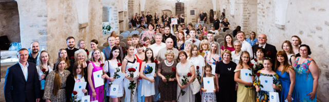 Нарва поблагодарила деятелей культуры за вклад в развитие города