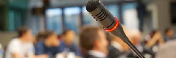 Русская Православная Церковь отмечает Лазареву субботу и Вербное воскресенье