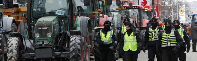 КОНВОЙ СВОБОДЫ ⟩ Канадские дальнобойщики: Мы не отступим!