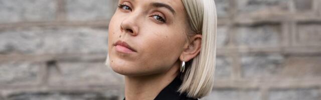 Как ухаживать за бархатом, шелком и пайетками: советы дизайнера Кристийны Йероманс