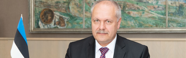 Кандидат в президенты Эстонии Хенн Пыллуаас встретится с нарвитянами