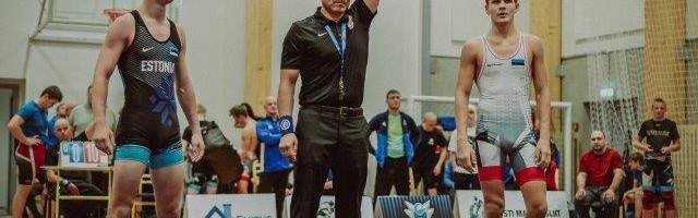 Братья Тарасовы стали чемпионами Эстонии по борьбе среди юниоров