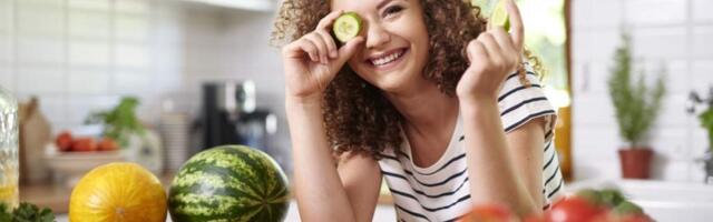 Радужная диета: что это, как работает, принципы, польза и вред для здоровья