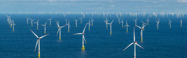 Энергетические гиганты планируют притормозить развитие морских ветропарков в Германии