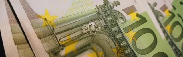 За год товары подорожали на 17,7%, а услуги на 33,1%