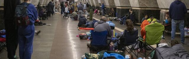 Опрос: большинство украинцев против вывода ВСУ из Донбасса