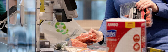 Октябрь в продуктовых магазинах: бройлер, говядина, фарш и сметана существенно подорожали