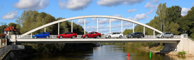 Арочный мост в Тарту откроют для автомобилей: «Пора двигаться в ногу со временем!»