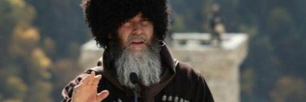 Муфтий Чечни назвал Макрона террористом № 1 в мире и врагом ислама