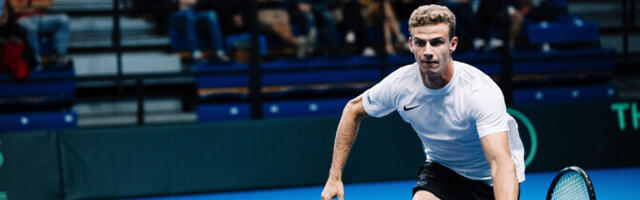 Даниил Глинка не сумел выйти во второй круг теннисного турнира в Новой Каледонии