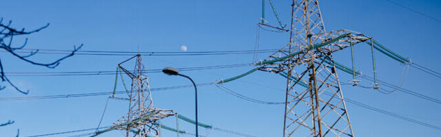 В четверг цена электричества на бирже снизилась до 17 центов за киловатт-час