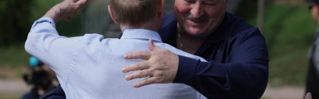 Путин и Лукашенко встретились на Валдае. Они не стали делать никаких публичных заявлений