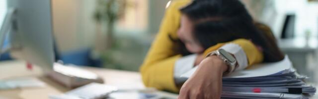 ЧИТАТЕЛЬ СПРАШИВАЕТ | Может ли работодатель заставить меня работать по выходным?