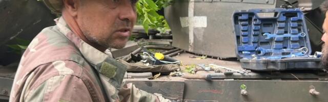 DELFI В УКРАИНЕ | Восстановление боевой техники на передовой. Репортаж из Донецкой области