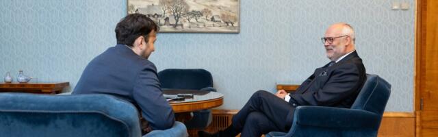 Алар Карис — RusDelfi_ конечно, я был в православных церквях. На похоронах друга