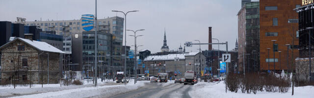 Погода в четверг: синоптики предупреждают о скользких дорогах и порывистом ветре