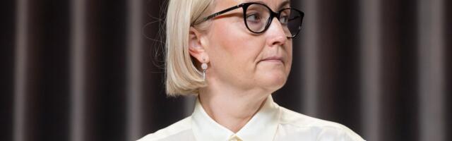 Министр образования Каллас: замки на дверях школ не помогут