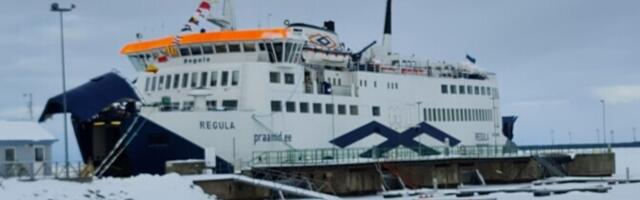 Низкий уровень воды и ледовые условия продолжают затруднять сообщение с Хийумаа