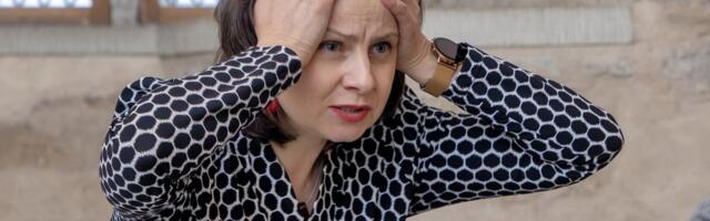 Москва обвинила главу Нарвского музея в реабилитации нацизма из-за плакатов с Путиным