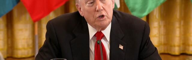 Трамп подтвердил намерение подать иск к BBC из-за отредактированной речи