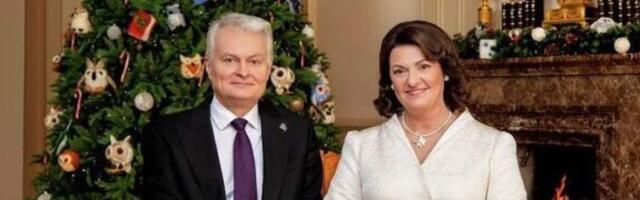 Президент Литвы и первая леди поздравили жителей страны с Рождеством