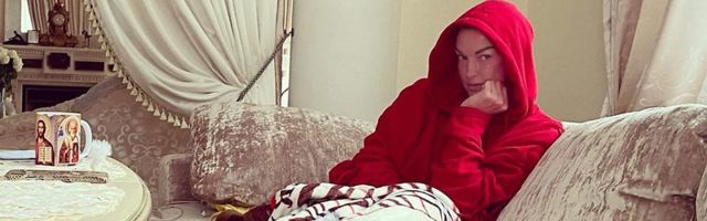 Разъяренная Волочкова встретилась лицом к лицу со своей обидчицей