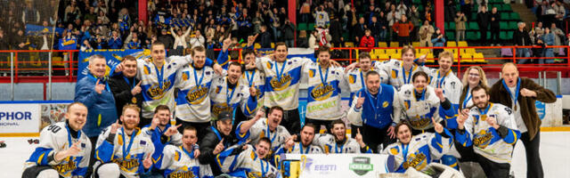 ФОТО: Новым чемпионом Эстонии по хоккею стал "Виру Спутник" из Кохтла-Ярве