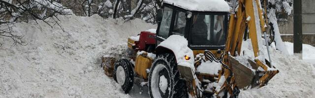 Транспортный департамент продлил особый режим ухода за дорогами до вечера