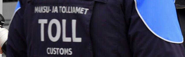 Гражданина Финляндии оштрафовали в Нарве за попытку пронести через границу наличные евро
