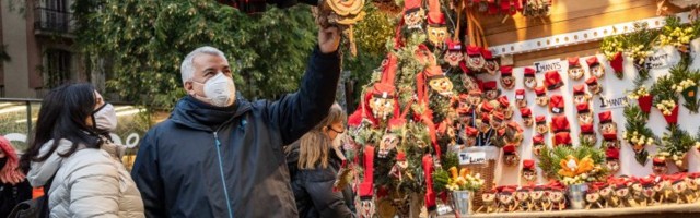 Коронавирусное рождество: в Испании запрещено петь, в Санкт-Петербурге просят туристов не приезжать, Австрия открывает горнолыжные курорты