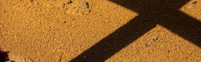 ”Я сама ездила за телом сына”: как мать в России хоронила погибшего в Украине