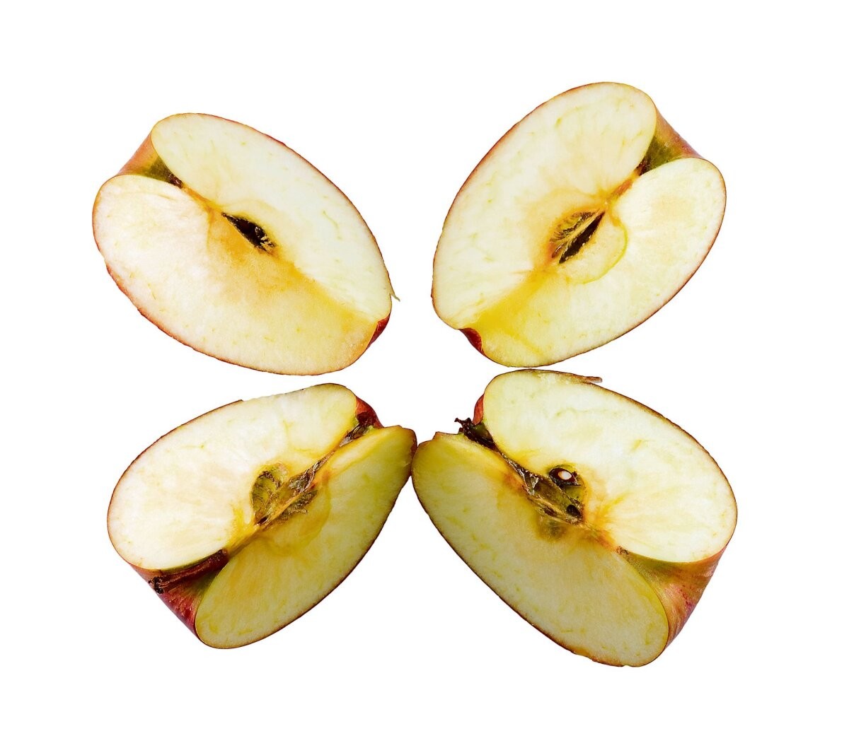 Яблоко разрезанное на 4 части