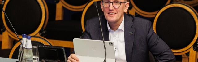 ПРЯМОЕ ВКЛЮЧЕНИЕ | Премьер-министр Кристен Михал представляет государственный бюджет