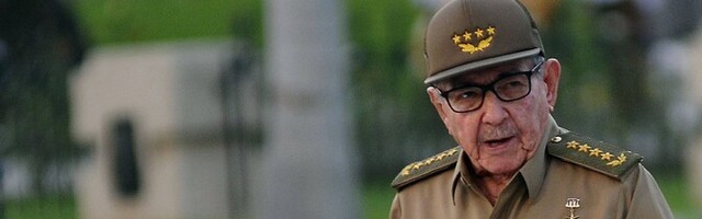 Рауль Кастро уходит в отставку